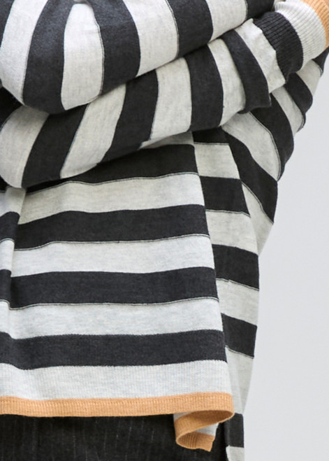 Stripe V Jumper - Lt Marl