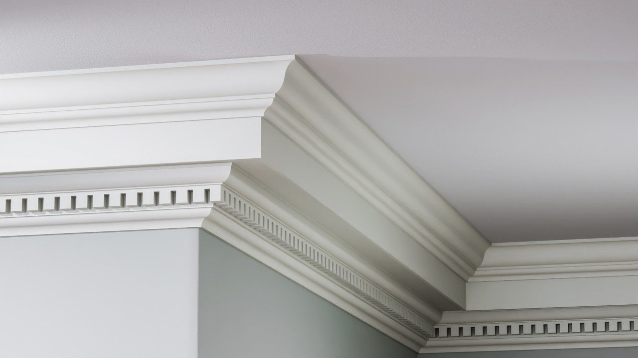 Close view of dentil crown at an outside corner