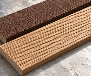 Rough-sawn wood-grain textured beam moulding