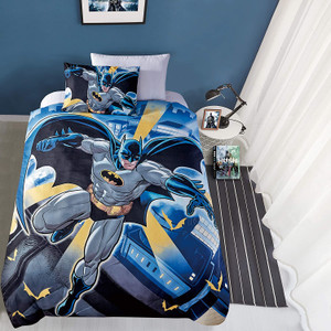 Batman In the City Classic DC Comics 2 Piece Reversible Twin Size Comforter Set