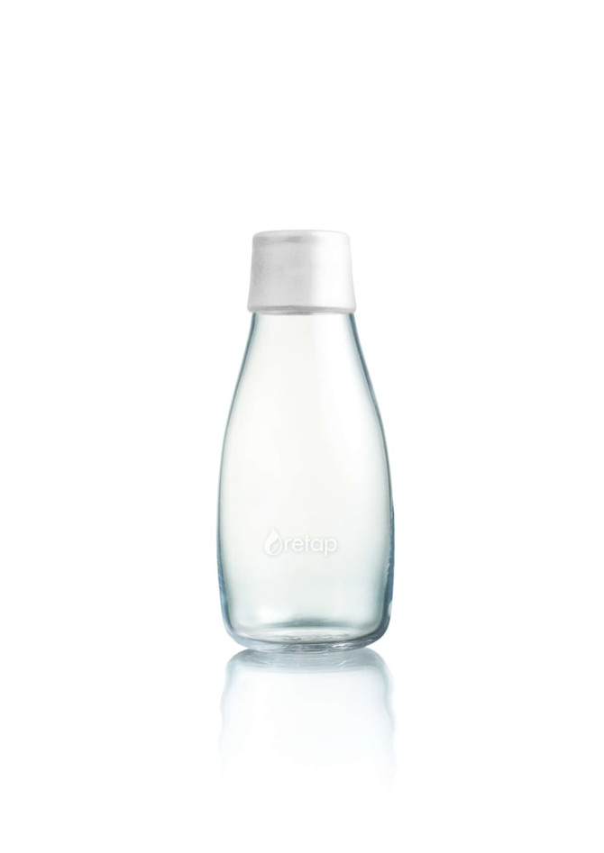 A drink bottle with a transparent body and a white silicone lid, featuring a logo on the side.