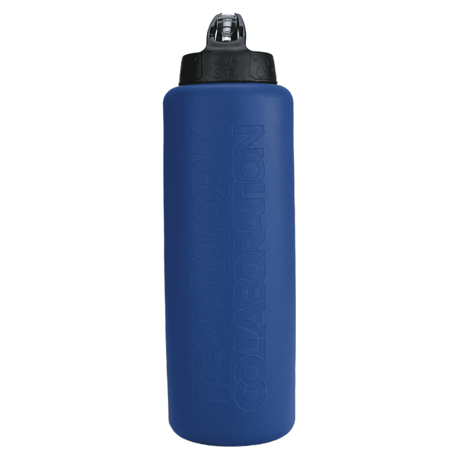 A drink bottle in navy blue with a textured grip and a black lid. It features a logo on the side.