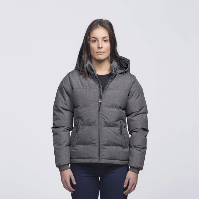 A puffer jacket in grey, featuring a hood and a zip front, worn by a model against a plain background.