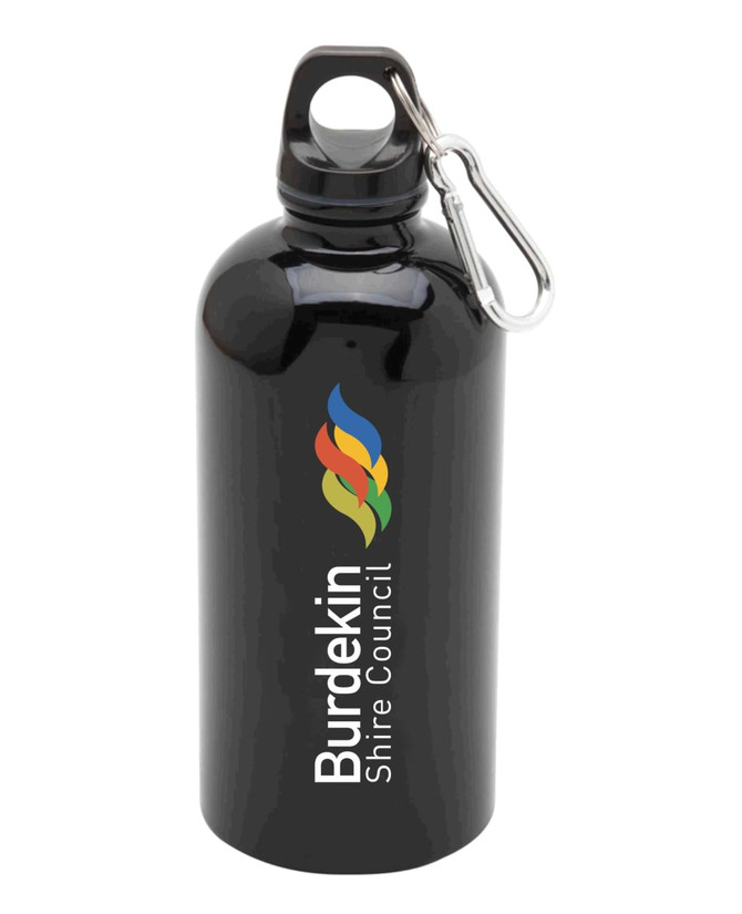 A drink bottle in black stainless steel with a carabiner and a logo on the side.