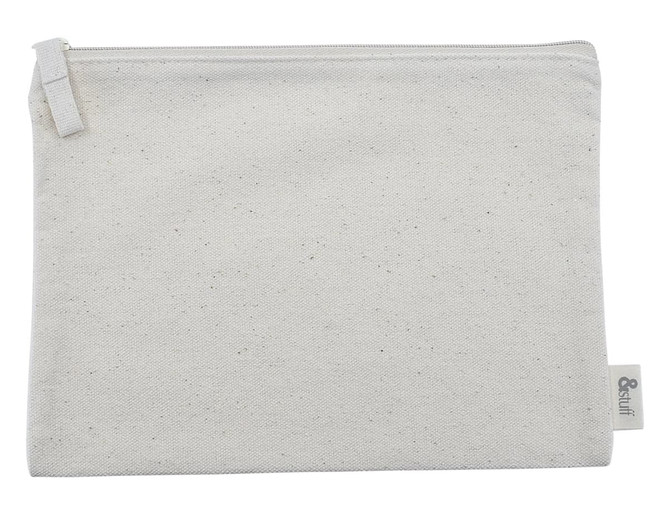 A natural-coloured canvas bag with a zipper, featuring a small logo on the side.