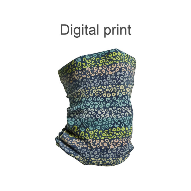 A multitasker in bright, multicoloured digital print, featuring a snug design and soft Lycra material.