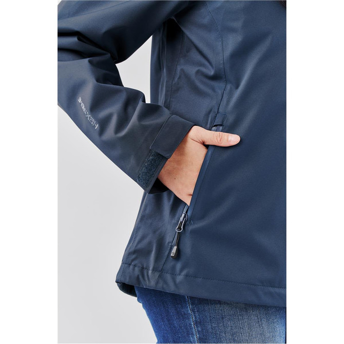 A women's lightweight rain jacket in navy blue featuring a side pocket and a sleek design.