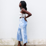 -Blue Color
-Tie Dye Pattern
-Elastic Waistband
-Wide Leg
-Gaucho Style
-Fabric Stretches
-Pants

Materials:
95% Rayon | 5% Spandex

AP32150 PANT BLU