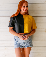 -Yellow & Black
-Split T-shirt
-95% Cotton
-5% spandex
-One size

EA003928 GD22 TEE UCF OS
