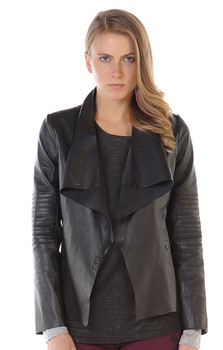 BORDEAUX LEATHER JACKET IN FRONT