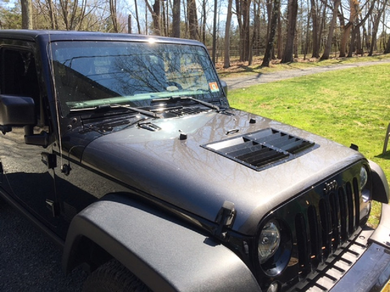 Race Louver RST Truck Trim hood vent is designed for maximum cooling