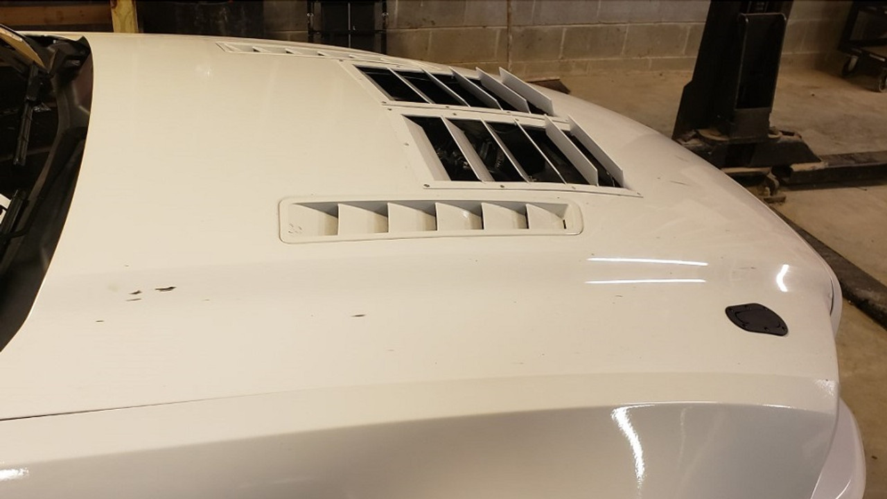 Race Louver Mustang Nasa ST/TT3-6 center car hood vent designed for street, high performance driving and light track duty.