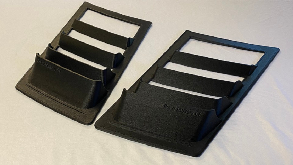 Race Louvers CF Extreme trim center racing heat extractor is designed for high performance driving, auto cross and track duty.