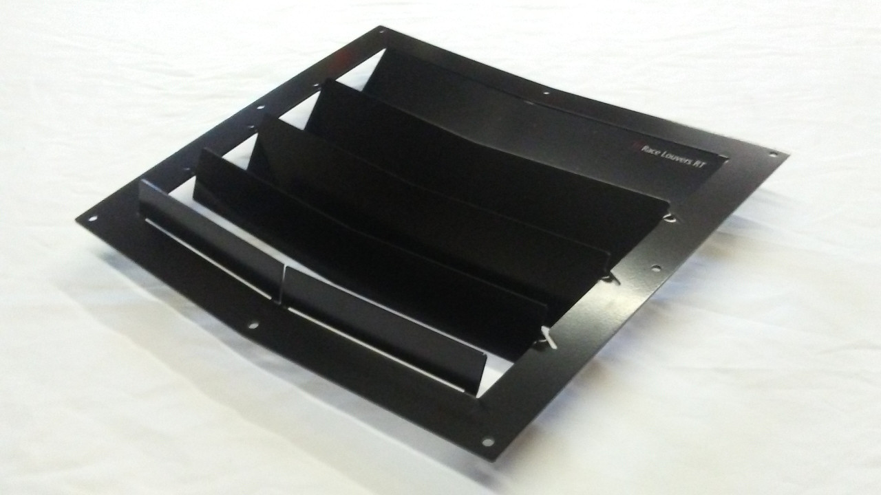 Race Louver BMW E82 RT track trim center car hood extractor is designed for street, high performance driving and track duty.