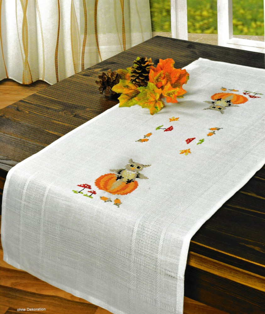 "Halloween" Tablerunner Kit for Embroidery Schafer 6903