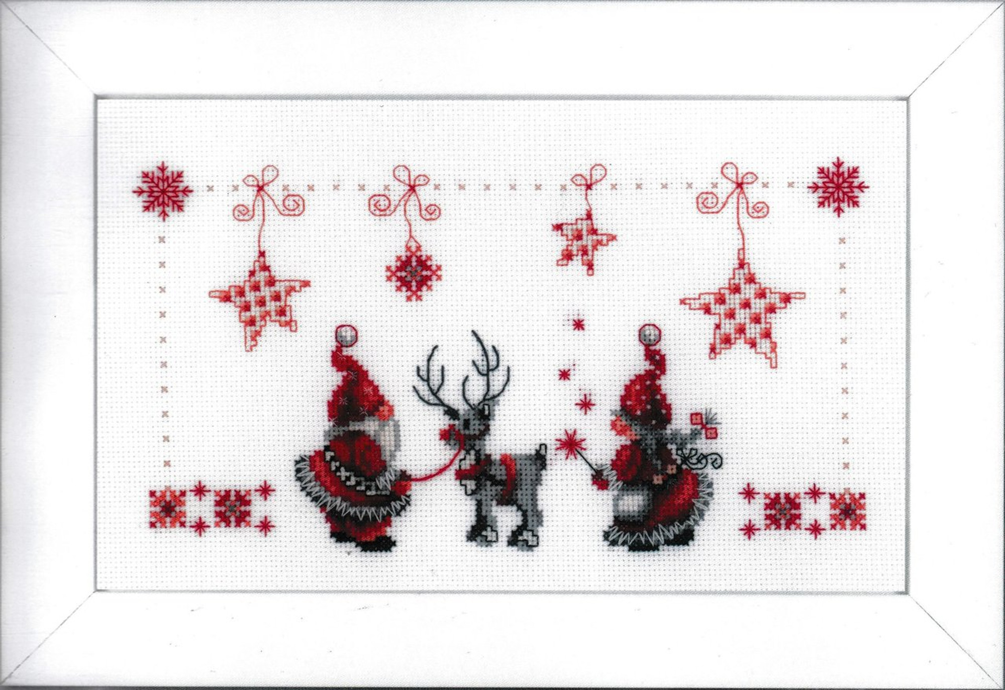 Vervaco Christmas Elf Pillow Cover Needlepoint Kit