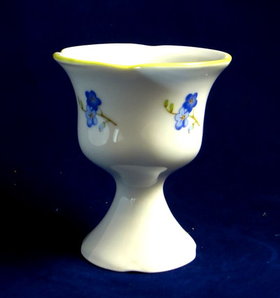 Egg cup, Blue Flowers, Leander, Bone China Porcelain