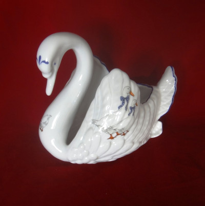 Swan Bowl Vase Small, Geese, Leander porcelain, Bone China Porcelain