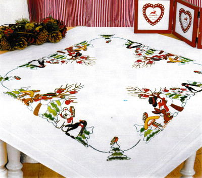 "Happy Christmas" Tablecloth Kit for Embroidery Duftin 5471