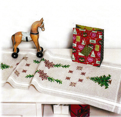 "Christmas tree" Table Runner Kit for Embroidery Duftin 7041R