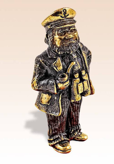 "Captain"  Collectible Souvenir Figure Statue BronZamania B2631