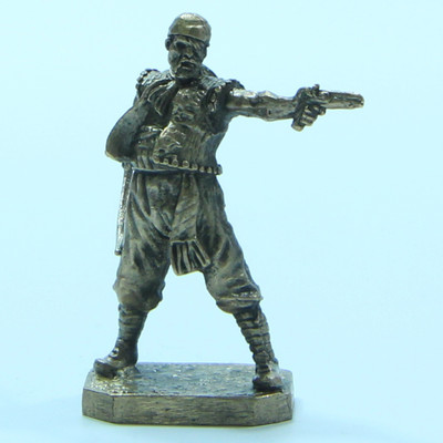 "One-eyed pirate with a pistol and a dagger" Souvenir Сollectable Figure Statue BronZamania B1931