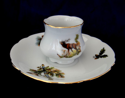 Egg cup & Saucer, Hunt, Bone China Porcelain, Leander