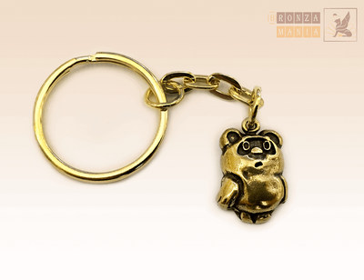 "Winnie-the-Pooh" Collectible Souvenir Keychain Statue BronZamania B173