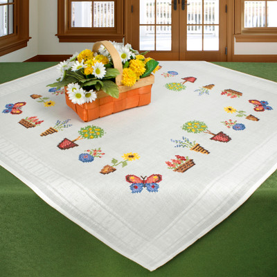 "Summer"   Tablecloth Kit for Embroidery Schaefer 6838