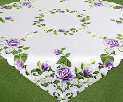 Embroidered Vintage Tablecloth "Roses" 07903-100 33x33"