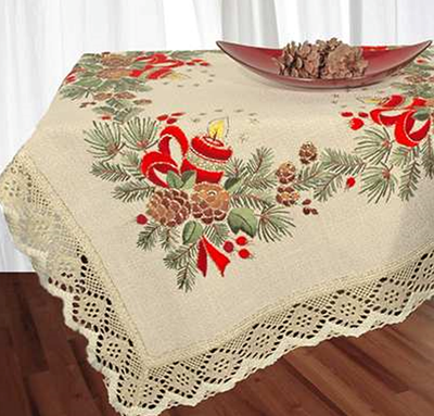 Christmas Vintage Embroidered Tablecloth  39 x 39" 6638-395