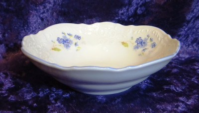 Bowl small, Carlsbad porcelain, BERNADOTTE Forget-me-not-flower