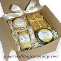 Honey Oatmeal Bath and Body Gift Set