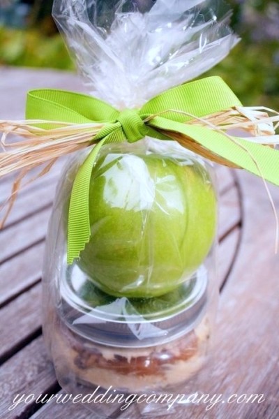 Apple & Caramel - Edible Wedding Favor Idea