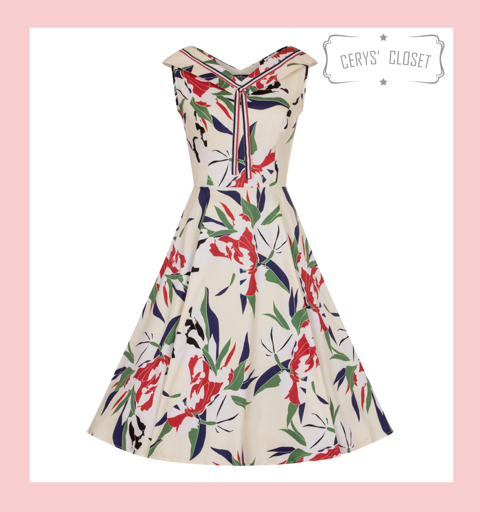 Hearts and London Dress Cream and Floral 1950s Swing Style Dress with Leaf Pattern and Fold Over Collar at Cerys' Closet