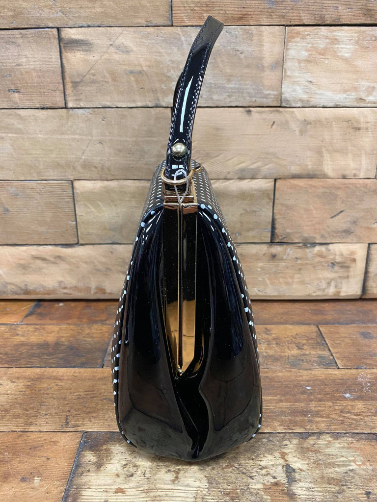 40S AND 50S CLASSIC PINUP ROCKABILLY VINTAGE INSPIRED POLKA DOT AND PATENT BOX STYLE HANDBAG - Black and White