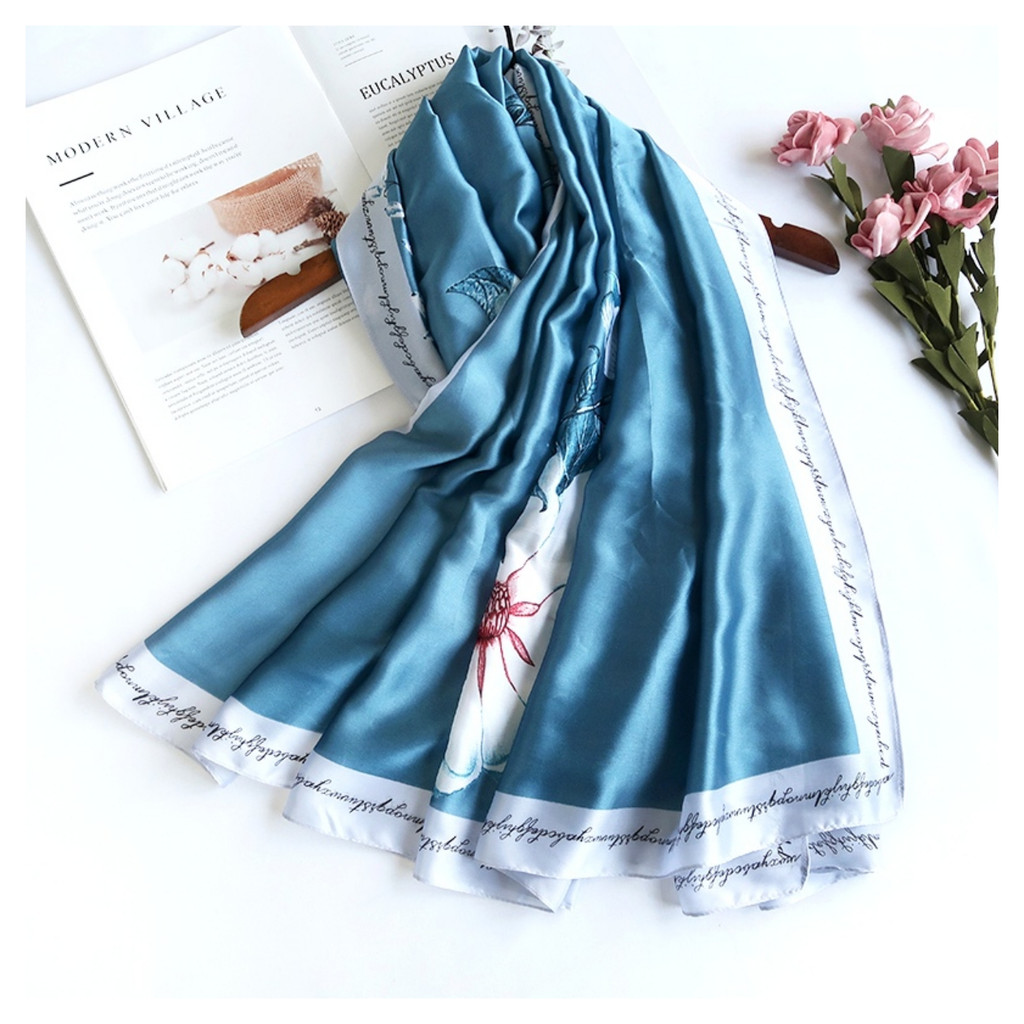 Pretty Floral Vintage Style Soft Touch Scarf blue