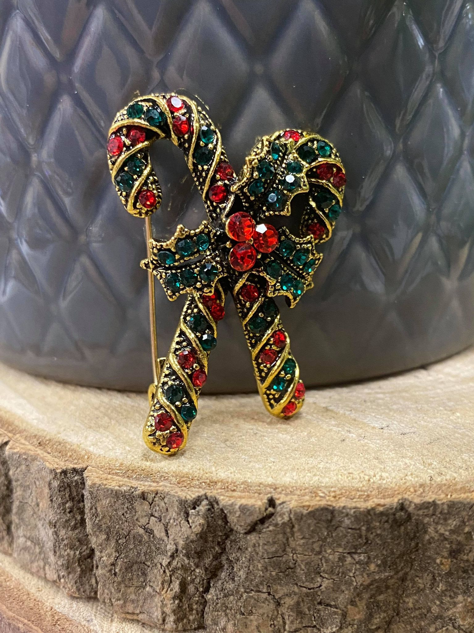 Wrapables Christmas Crystal Rhinestone Brooch Pin Candy Canes