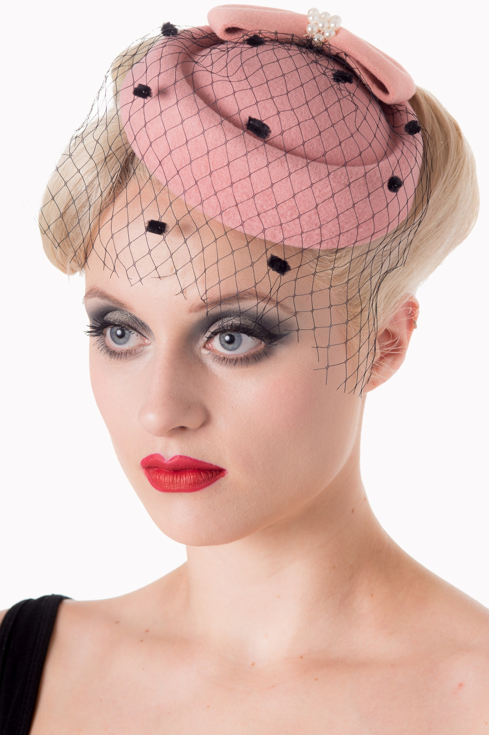 Vintage Style Pill Box Hat Fascinator 