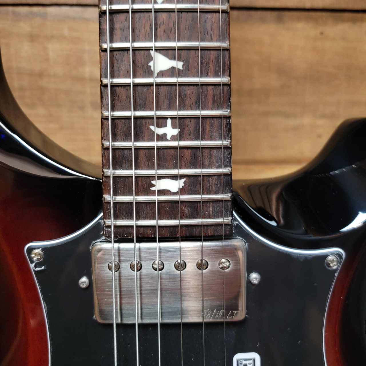 DEMO* PRS S2 Standard 22 - Scarlet Sunburst w/ Gig Bag