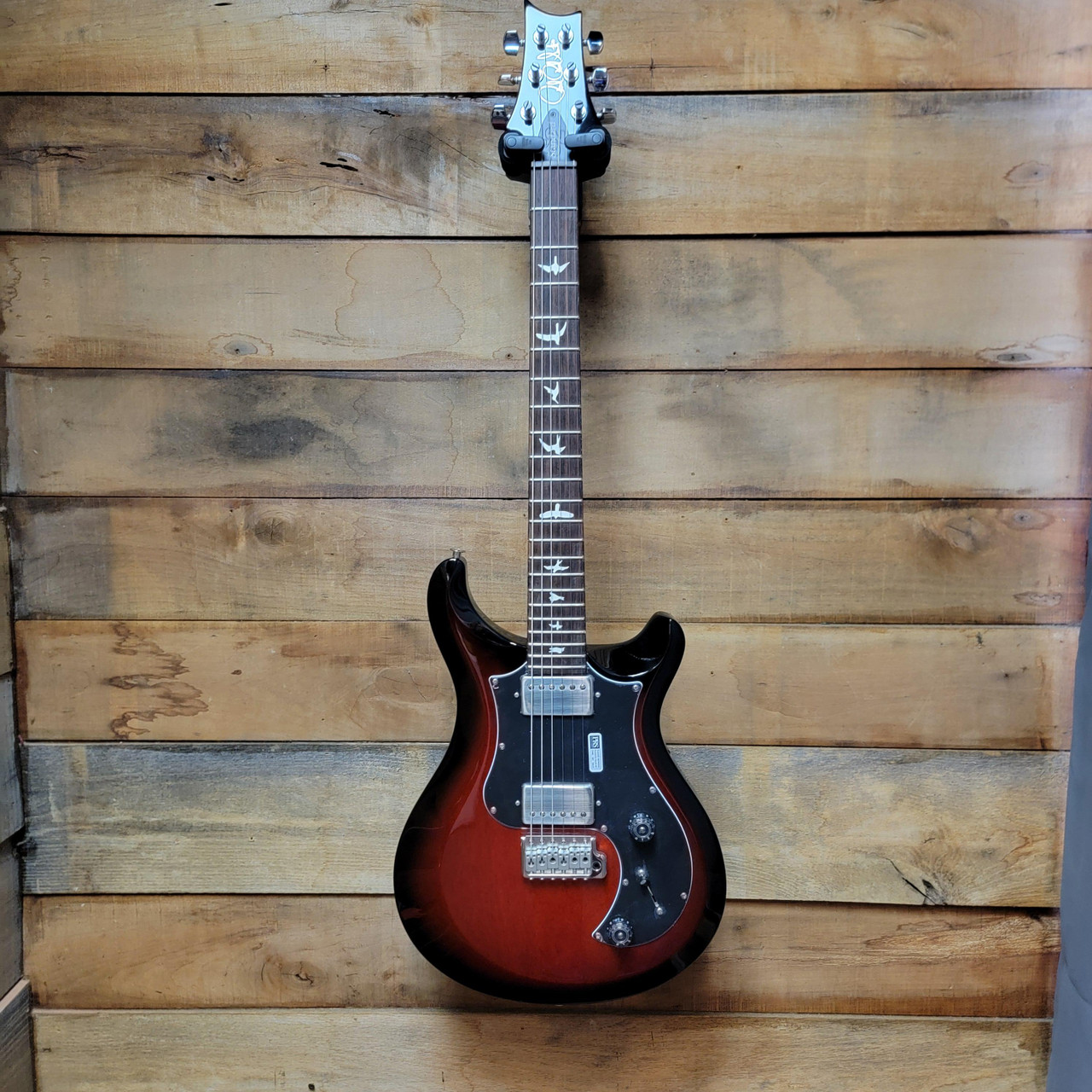 DEMO* PRS S2 Standard 22 - Scarlet Sunburst w/ Gig Bag