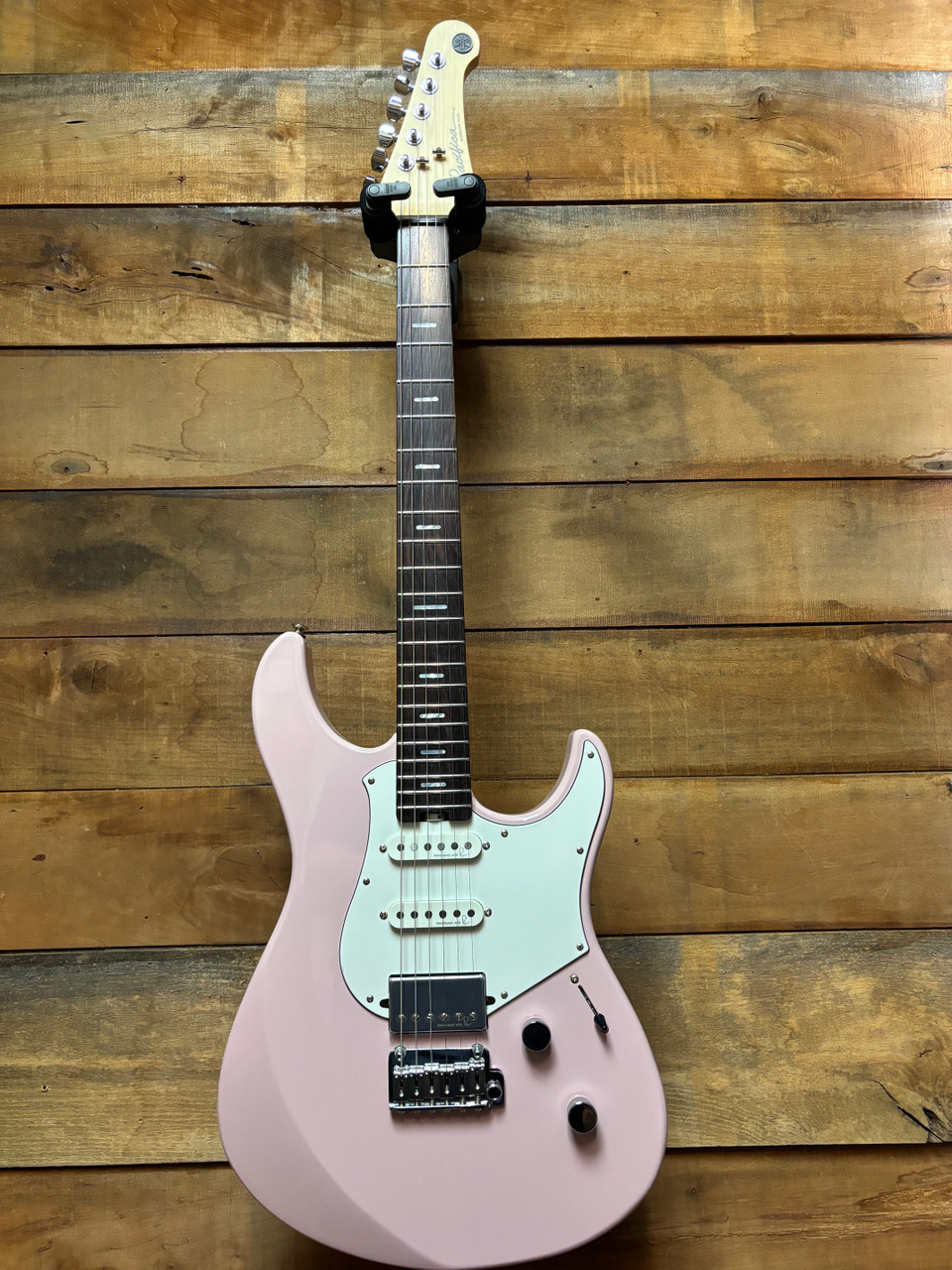 Yamaha PACS+12ASP Electric Ash Pink w/bag