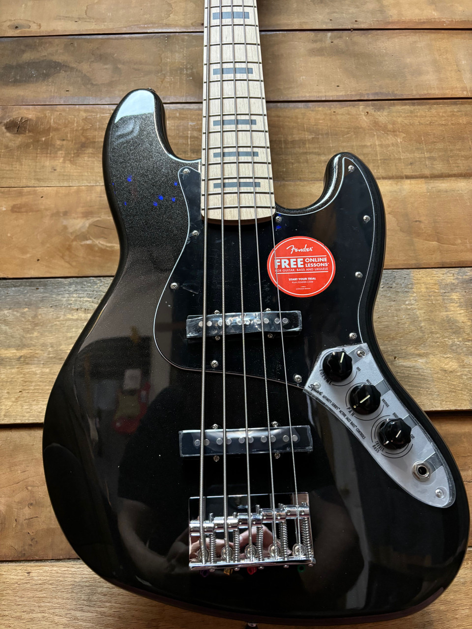 Squier Active Jazz Bass V MN BPG Black Metallic