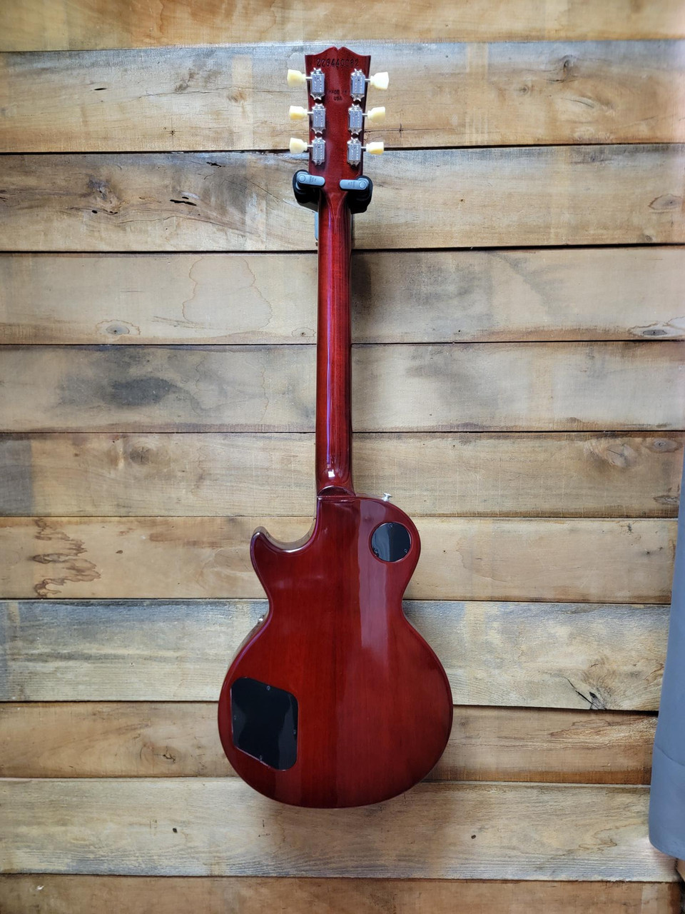 Gibson Les Paul Studio - Wine Red w/ Deluxe Soft Case