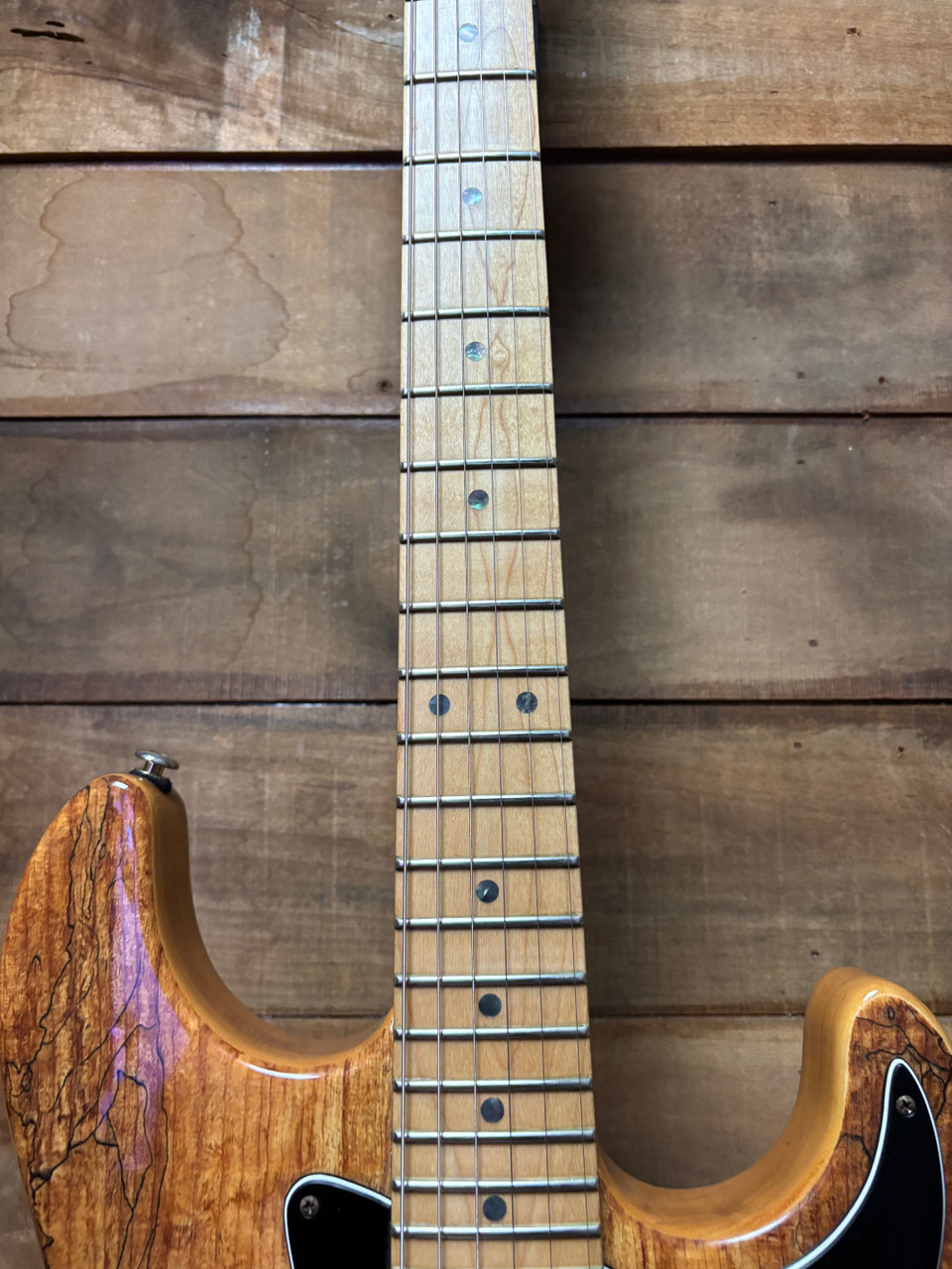 Pre-owned G&L Legacy 1 of 100 Spalted Maple w/case