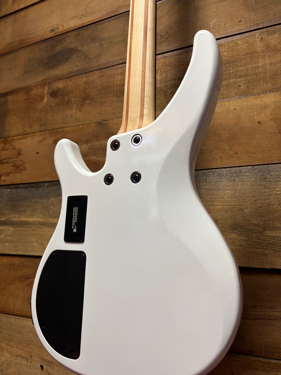 Yamaha TRBX304 Bass White