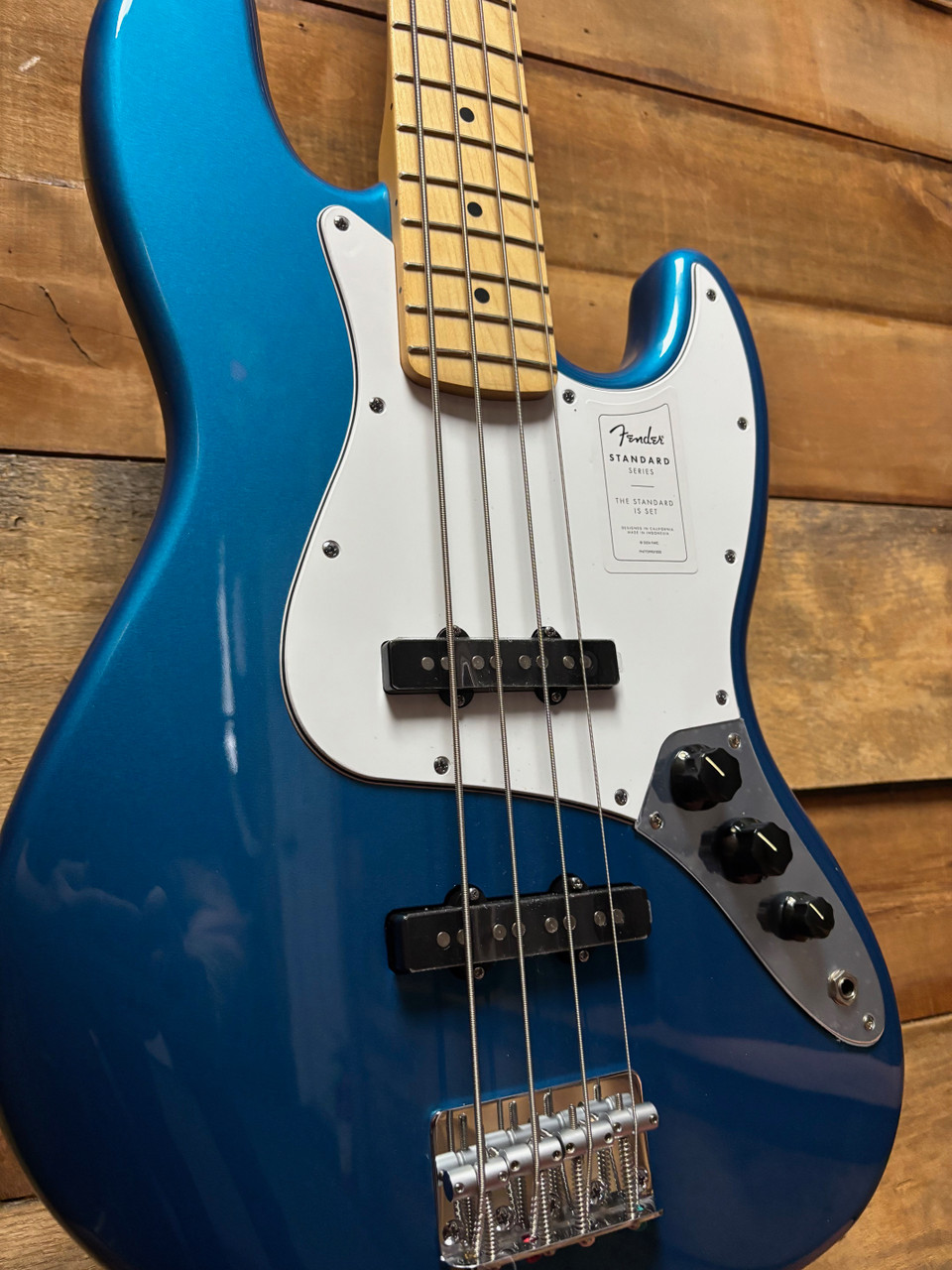 大特価　Fender PLAYER JAZZ BASS MN 3TS MX Fender Player Jazz Bass (MEX, MN) - 3-color sunburst Solid
