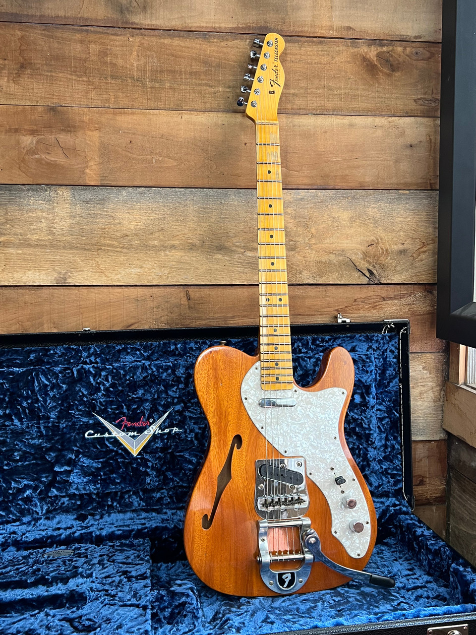 Fender Custom Shop 1968 Telecaster Thinline Journeyman Relic - 3 Tone  Sunburst - Eddie's Guitars