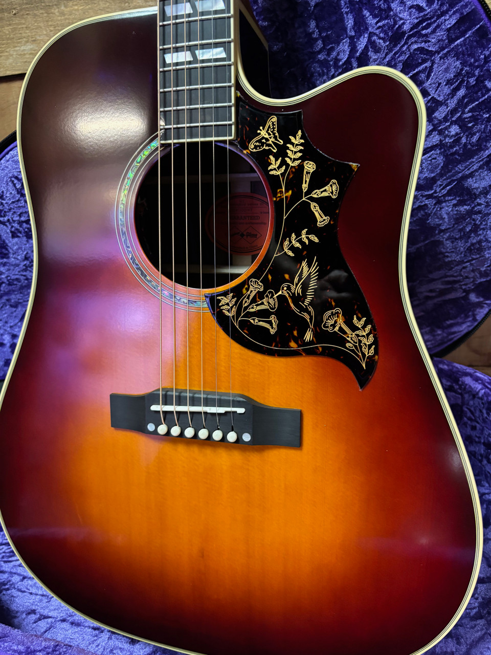 Epiphone Hummingbird Deluxe EC Reissue w/case