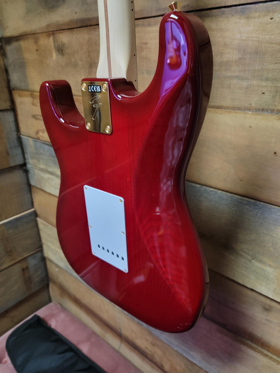 Fender MIJ Richie Kotzen Signature Stratocaster - Transparent Red